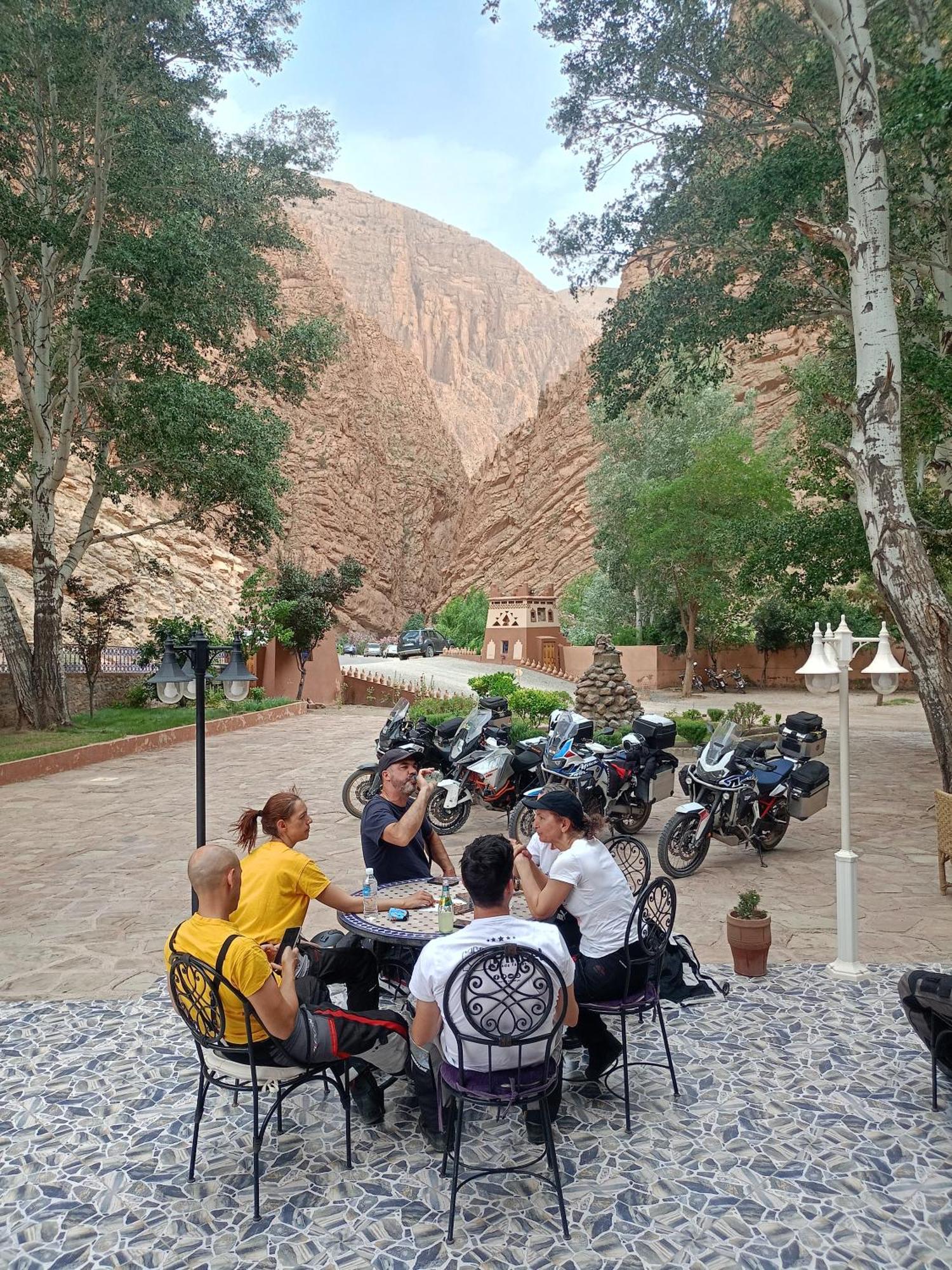 Berbere De La Montagne Hotel Imdiazene エクステリア 写真