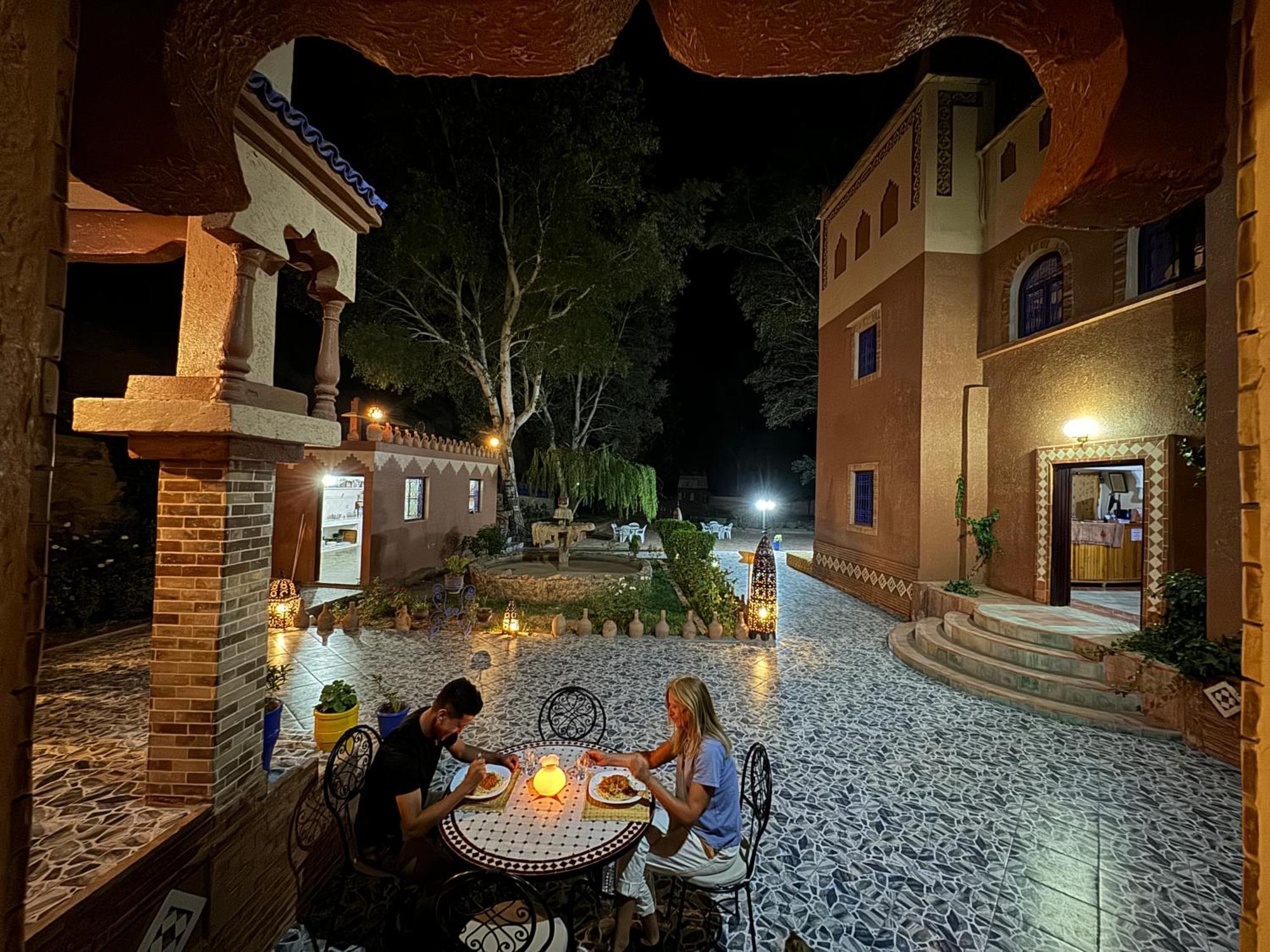 Berbere De La Montagne Hotel Imdiazene エクステリア 写真